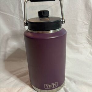 YETI Nordic Purple 1 Gallon Jug